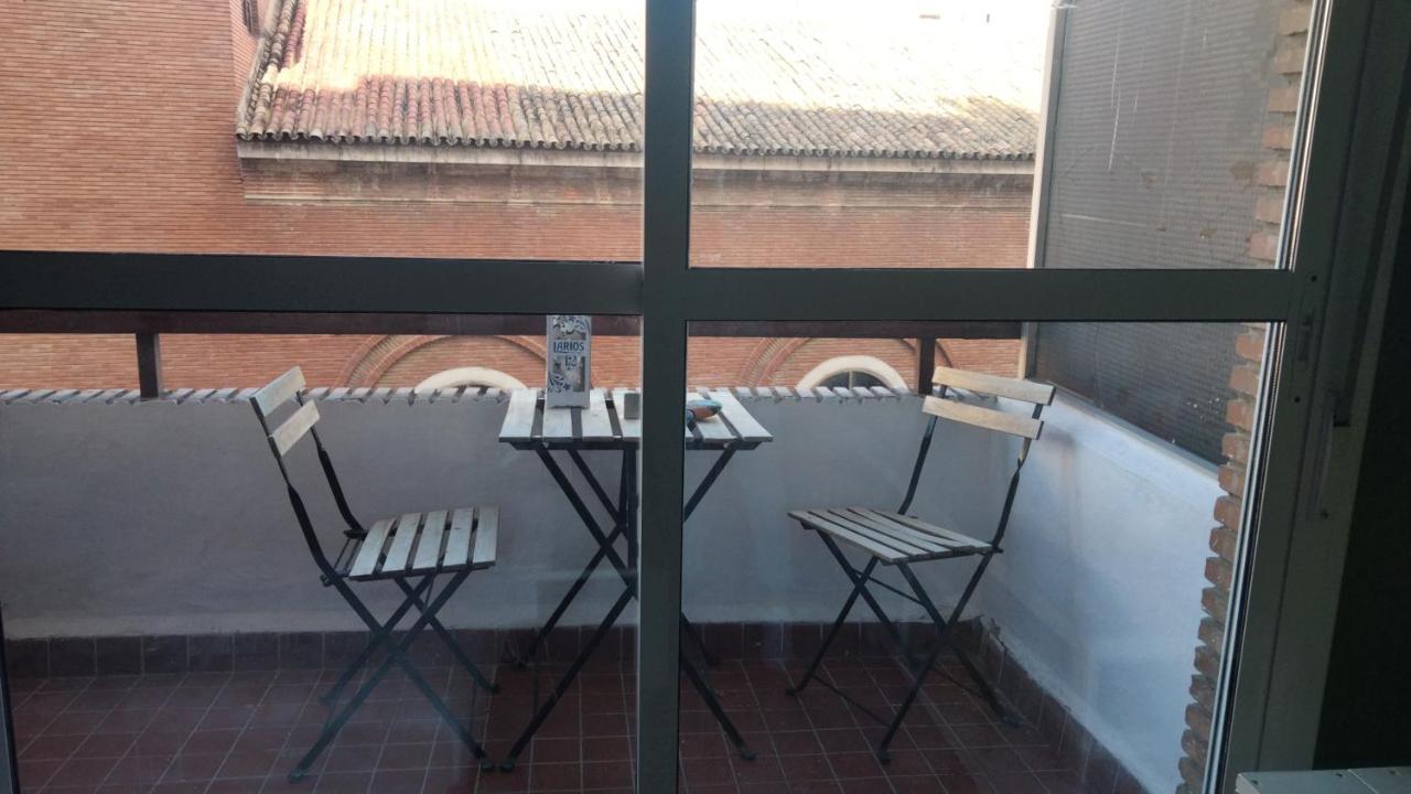 Triana Luck Apartment Sevilla Bagian luar foto