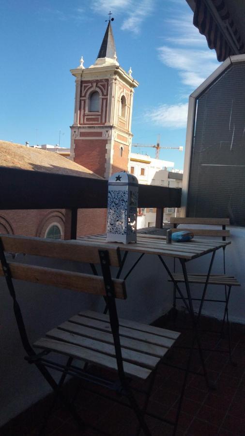 Triana Luck Apartment Sevilla Bagian luar foto